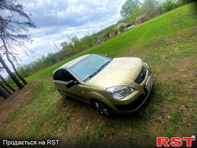 Киа Рио, объемом двигателя 1.4 л и пробегом 190 тыс. км за 3500 $, фото 6 на Automoto.ua