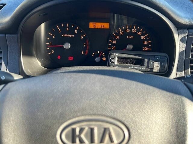 Кіа Ріо, об'ємом двигуна 1.4 л та пробігом 193 тис. км за 3150 $, фото 7 на Automoto.ua