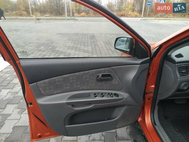 Киа Рио, объемом двигателя 1.4 л и пробегом 201 тыс. км за 4499 $, фото 10 на Automoto.ua