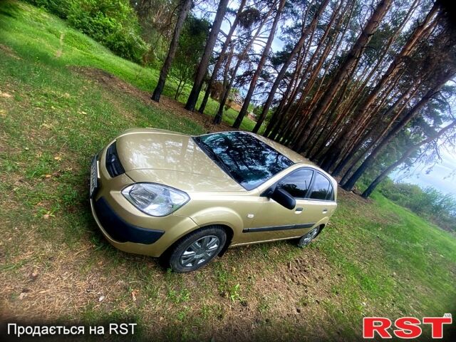 Киа Рио, объемом двигателя 1.4 л и пробегом 190 тыс. км за 3500 $, фото 7 на Automoto.ua