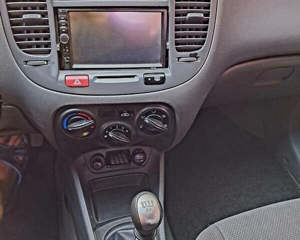 Киа Рио, объемом двигателя 1.4 л и пробегом 174 тыс. км за 3900 $, фото 9 на Automoto.ua