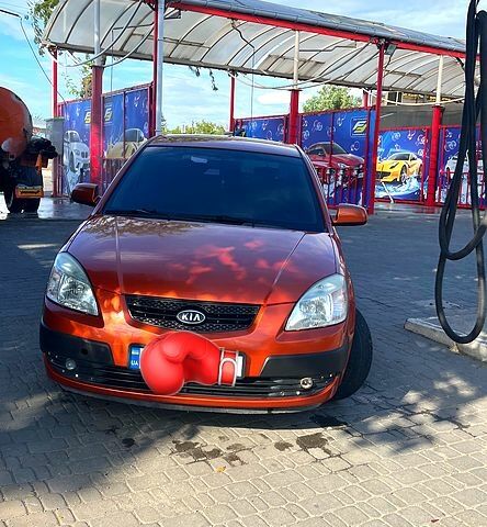 Киа Рио, объемом двигателя 1.6 л и пробегом 195 тыс. км за 4200 $, фото 6 на Automoto.ua