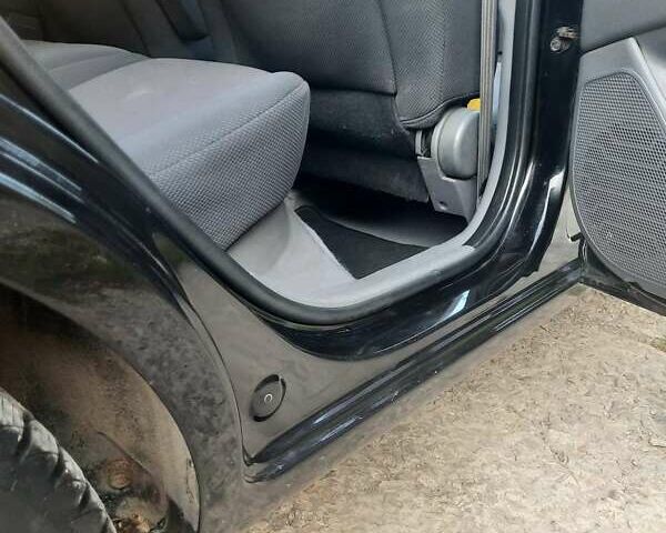 Киа Рио, объемом двигателя 1.4 л и пробегом 290 тыс. км за 4600 $, фото 10 на Automoto.ua