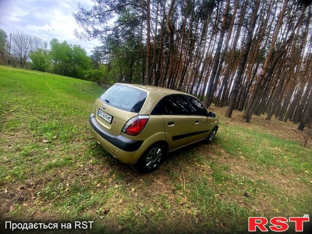 Киа Рио, объемом двигателя 1.4 л и пробегом 190 тыс. км за 3500 $, фото 3 на Automoto.ua