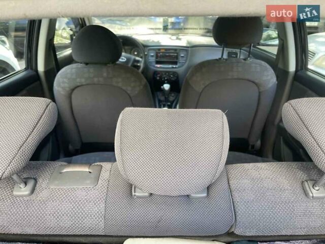 Кіа Ріо, об'ємом двигуна 1.4 л та пробігом 177 тис. км за 4950 $, фото 19 на Automoto.ua