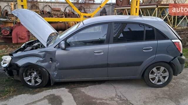 Кіа Ріо, об'ємом двигуна 1.4 л та пробігом 271 тис. км за 1300 $, фото 3 на Automoto.ua