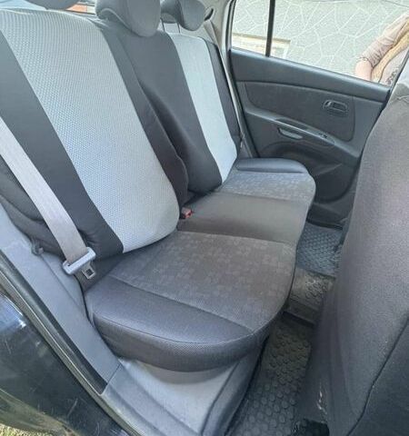 Киа Рио, объемом двигателя 1.4 л и пробегом 128 тыс. км за 4500 $, фото 4 на Automoto.ua