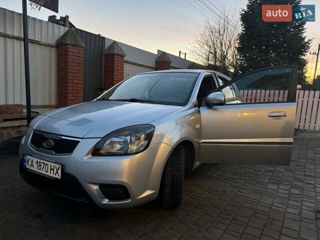 Кіа Ріо, об'ємом двигуна 1.4 л та пробігом 201 тис. км за 4700 $, фото 1 на Automoto.ua