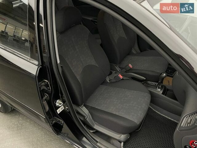 Киа Рио, объемом двигателя 1.4 л и пробегом 136 тыс. км за 5476 $, фото 17 на Automoto.ua