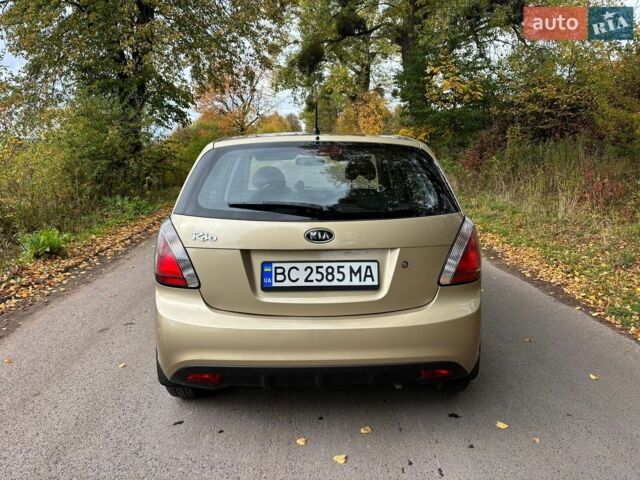 Киа Рио, объемом двигателя 1.4 л и пробегом 112 тыс. км за 5350 $, фото 5 на Automoto.ua
