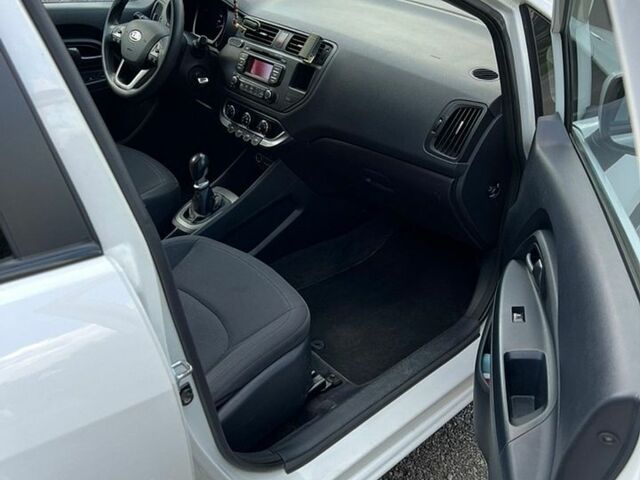 Киа Рио, объемом двигателя 1.12 л и пробегом 210 тыс. км за 5750 $, фото 11 на Automoto.ua