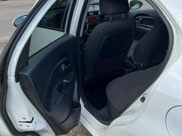 Киа Рио, объемом двигателя 1.12 л и пробегом 210 тыс. км за 5750 $, фото 10 на Automoto.ua