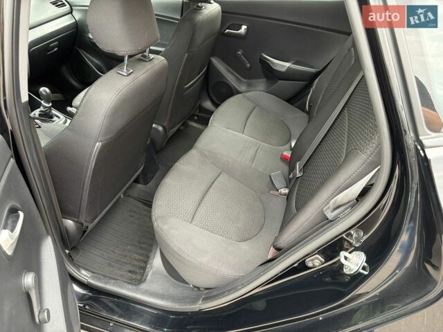 Киа Рио, объемом двигателя 1.4 л и пробегом 216 тыс. км за 6700 $, фото 5 на Automoto.ua