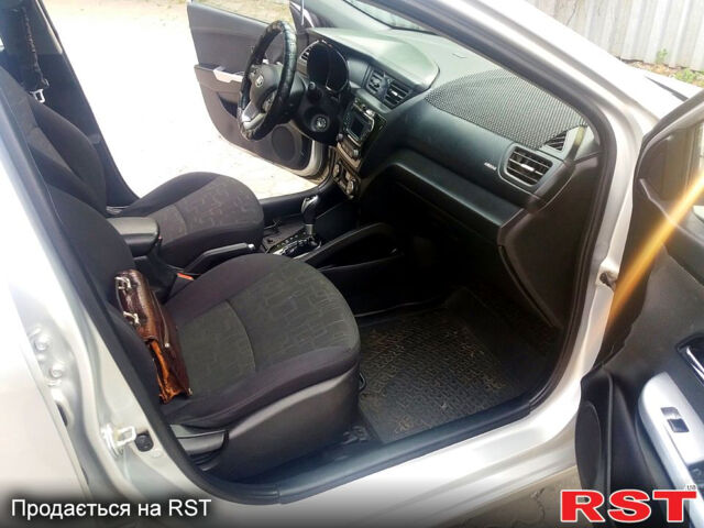 Кіа Ріо, об'ємом двигуна 1.6 л та пробігом 188 тис. км за 6400 $, фото 7 на Automoto.ua