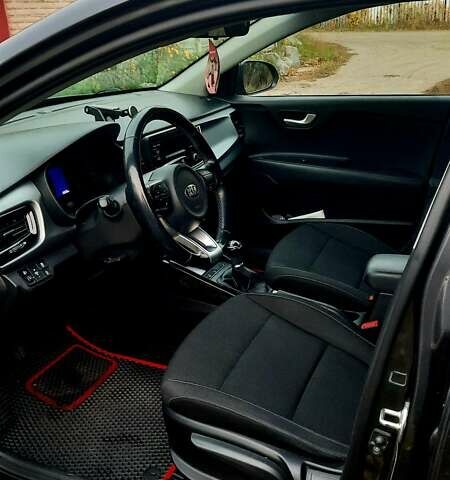 Киа Рио, объемом двигателя 1.25 л и пробегом 60 тыс. км за 10600 $, фото 2 на Automoto.ua