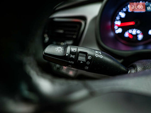 Киа Рио, объемом двигателя 1.4 л и пробегом 96 тыс. км за 15075 $, фото 14 на Automoto.ua