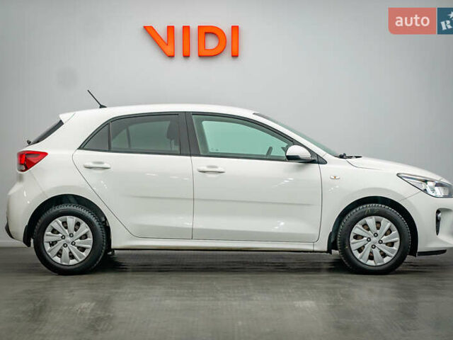 Кіа Ріо, об'ємом двигуна 1.4 л та пробігом 75 тис. км за 12459 $, фото 3 на Automoto.ua