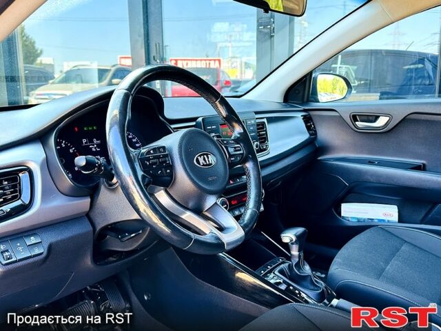 Киа Рио, объемом двигателя 1.4 л и пробегом 158 тыс. км за 12500 $, фото 4 на Automoto.ua