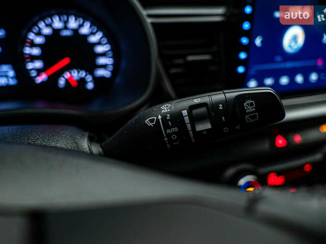 Кіа Ріо, об'ємом двигуна 1.4 л та пробігом 100 тис. км за 13563 $, фото 12 на Automoto.ua