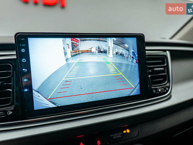 Кіа Ріо, об'ємом двигуна 1.4 л та пробігом 100 тис. км за 13563 $, фото 15 на Automoto.ua