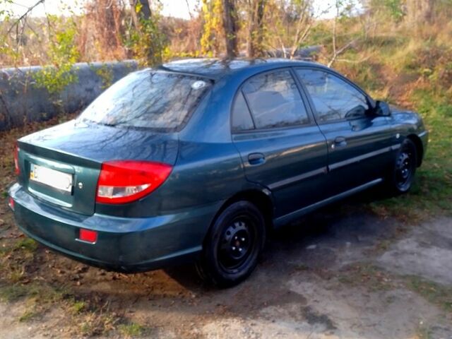 Киа Рио, объемом двигателя 1.4 л и пробегом 200 тыс. км за 3100 $, фото 1 на Automoto.ua
