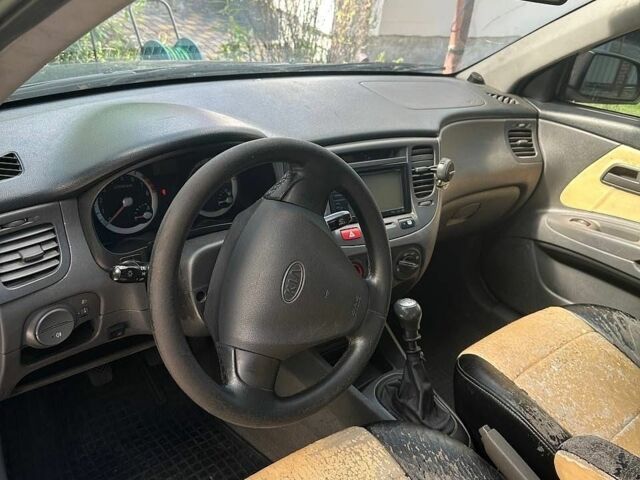 Кіа Ріо, об'ємом двигуна 0 л та пробігом 370 тис. км за 1600 $, фото 4 на Automoto.ua