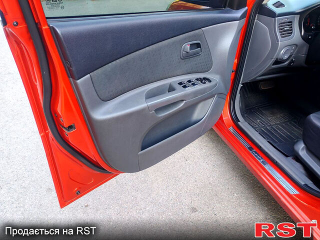 Киа Рио, объемом двигателя 1.4 л и пробегом 217 тыс. км за 4600 $, фото 13 на Automoto.ua
