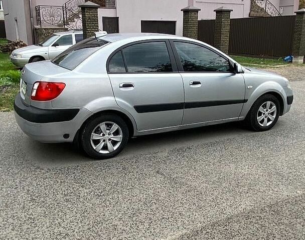 Киа Рио, объемом двигателя 0 л и пробегом 308 тыс. км за 3400 $, фото 9 на Automoto.ua