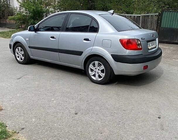 Киа Рио, объемом двигателя 0 л и пробегом 308 тыс. км за 3400 $, фото 6 на Automoto.ua