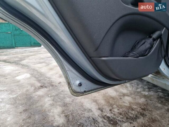 Киа Рио, объемом двигателя 0 л и пробегом 167 тыс. км за 4400 $, фото 11 на Automoto.ua