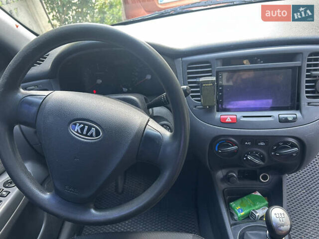 Киа Рио, объемом двигателя 1.49 л и пробегом 203 тыс. км за 4600 $, фото 6 на Automoto.ua