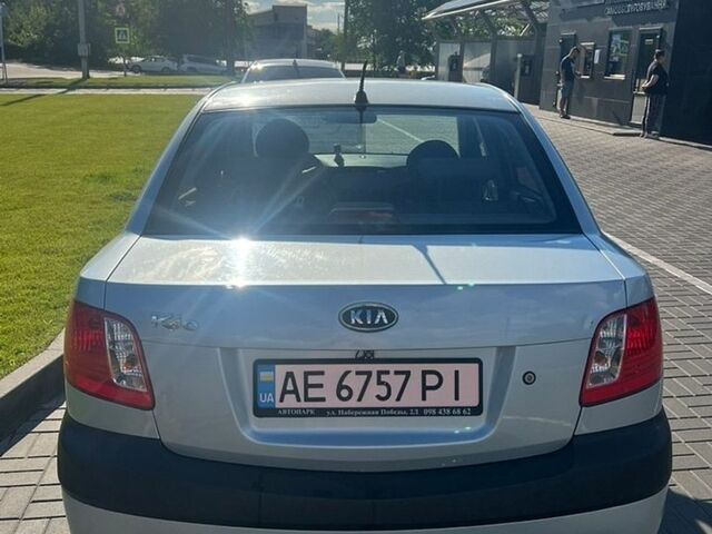 Кіа Ріо, об'ємом двигуна 1.4 л та пробігом 179 тис. км за 3300 $, фото 4 на Automoto.ua
