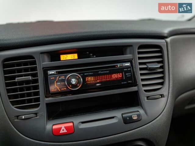 Кіа Ріо, об'ємом двигуна 1.4 л та пробігом 140 тис. км за 6378 $, фото 13 на Automoto.ua
