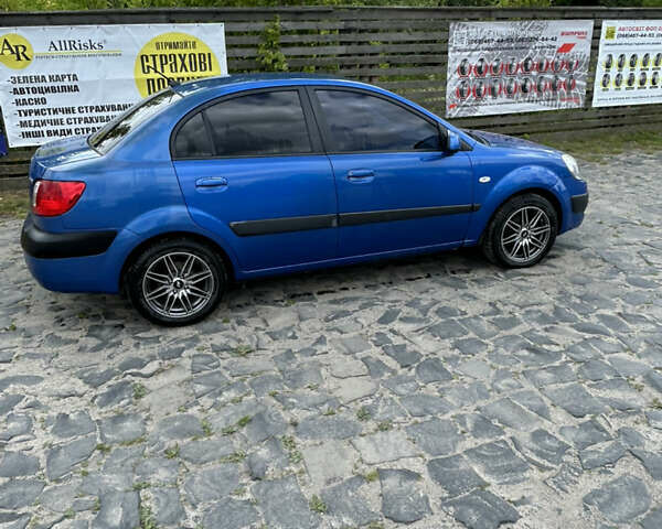Киа Рио, объемом двигателя 1.49 л и пробегом 203 тыс. км за 4600 $, фото 1 на Automoto.ua
