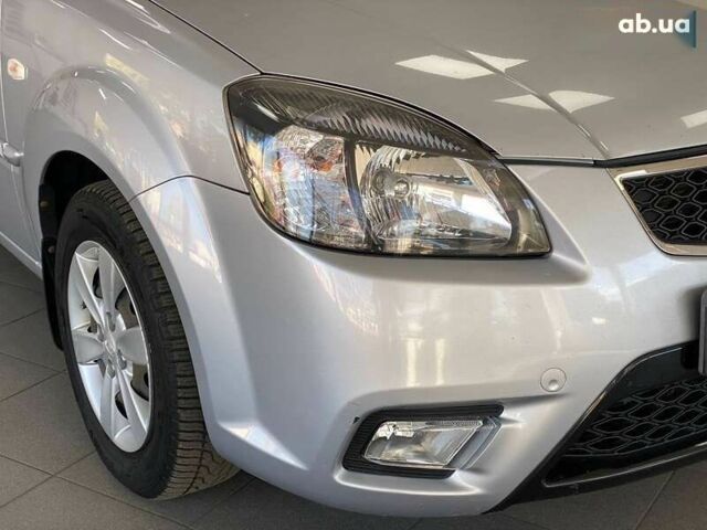 Киа Рио, объемом двигателя 1.4 л и пробегом 98 тыс. км за 5990 $, фото 4 на Automoto.ua