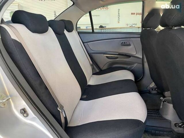 Киа Рио, объемом двигателя 1.4 л и пробегом 98 тыс. км за 5990 $, фото 28 на Automoto.ua