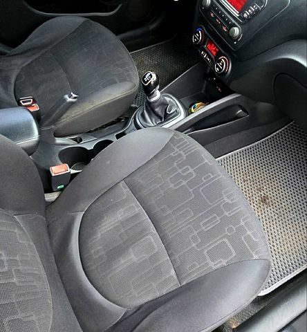 Кіа Ріо, об'ємом двигуна 1.6 л та пробігом 231 тис. км за 5800 $, фото 9 на Automoto.ua
