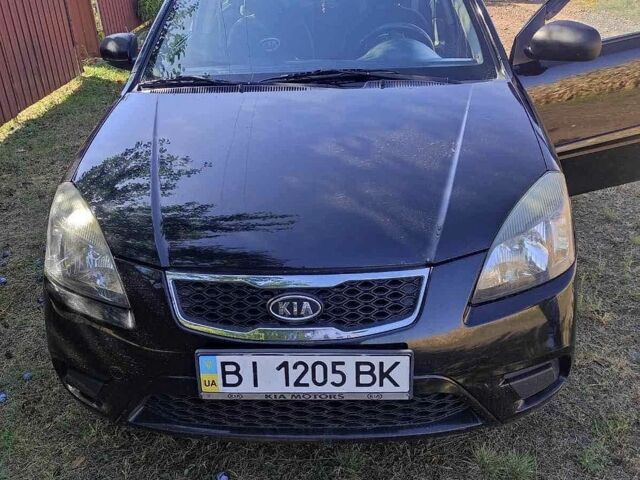 Киа Рио, объемом двигателя 1.4 л и пробегом 222 тыс. км за 7000 $, фото 2 на Automoto.ua