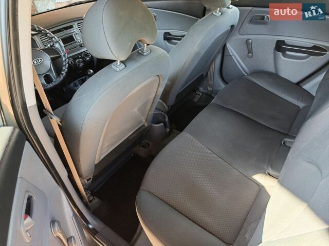 Киа Рио, объемом двигателя 1.4 л и пробегом 168 тыс. км за 5200 $, фото 11 на Automoto.ua