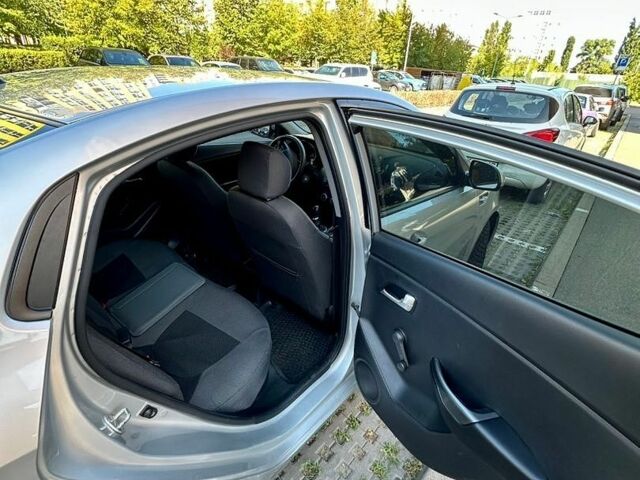 Кіа Ріо, об'ємом двигуна 1.4 л та пробігом 119 тис. км за 6899 $, фото 9 на Automoto.ua