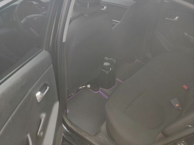 Киа Рио, объемом двигателя 1.4 л и пробегом 125 тыс. км за 7100 $, фото 7 на Automoto.ua