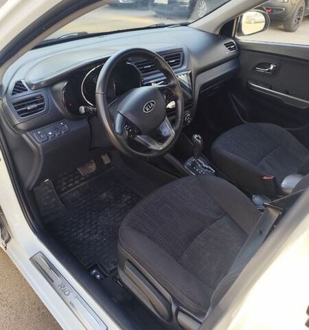 Киа Рио, объемом двигателя 1.6 л и пробегом 198 тыс. км за 7500 $, фото 8 на Automoto.ua