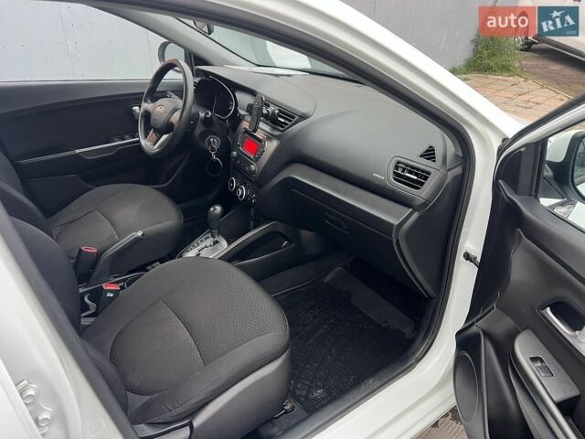 Кіа Ріо, об'ємом двигуна 1.6 л та пробігом 123 тис. км за 8500 $, фото 14 на Automoto.ua