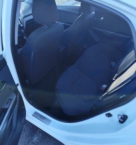 Киа Рио, объемом двигателя 1.6 л и пробегом 198 тыс. км за 7900 $, фото 4 на Automoto.ua