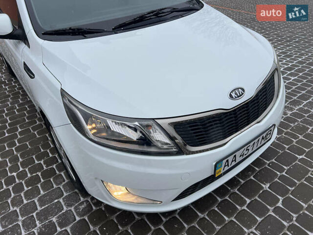 Кіа Ріо, об'ємом двигуна 1.59 л та пробігом 42 тис. км за 9600 $, фото 4 на Automoto.ua