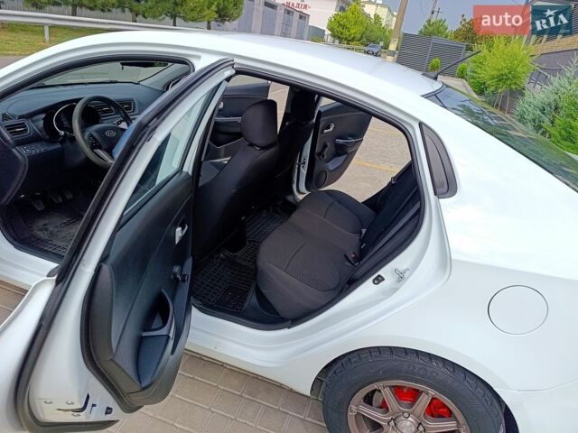 Кіа Ріо, об'ємом двигуна 1.4 л та пробігом 99 тис. км за 6500 $, фото 10 на Automoto.ua