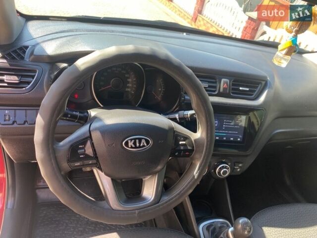 Киа Рио, объемом двигателя 1.4 л и пробегом 180 тыс. км за 7200 $, фото 3 на Automoto.ua