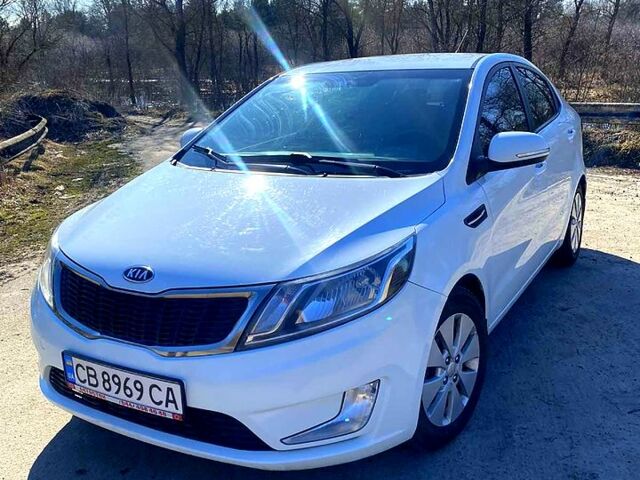 Киа Рио, объемом двигателя 1.6 л и пробегом 172 тыс. км за 8000 $, фото 2 на Automoto.ua