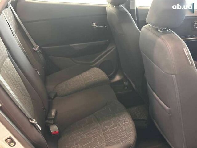Киа Рио, объемом двигателя 1.6 л и пробегом 56 тыс. км за 9390 $, фото 28 на Automoto.ua