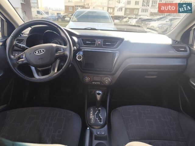 Киа Рио, объемом двигателя 1.6 л и пробегом 198 тыс. км за 7500 $, фото 5 на Automoto.ua